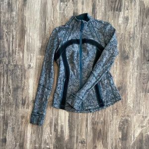 Define lululemon 🍋 jacket